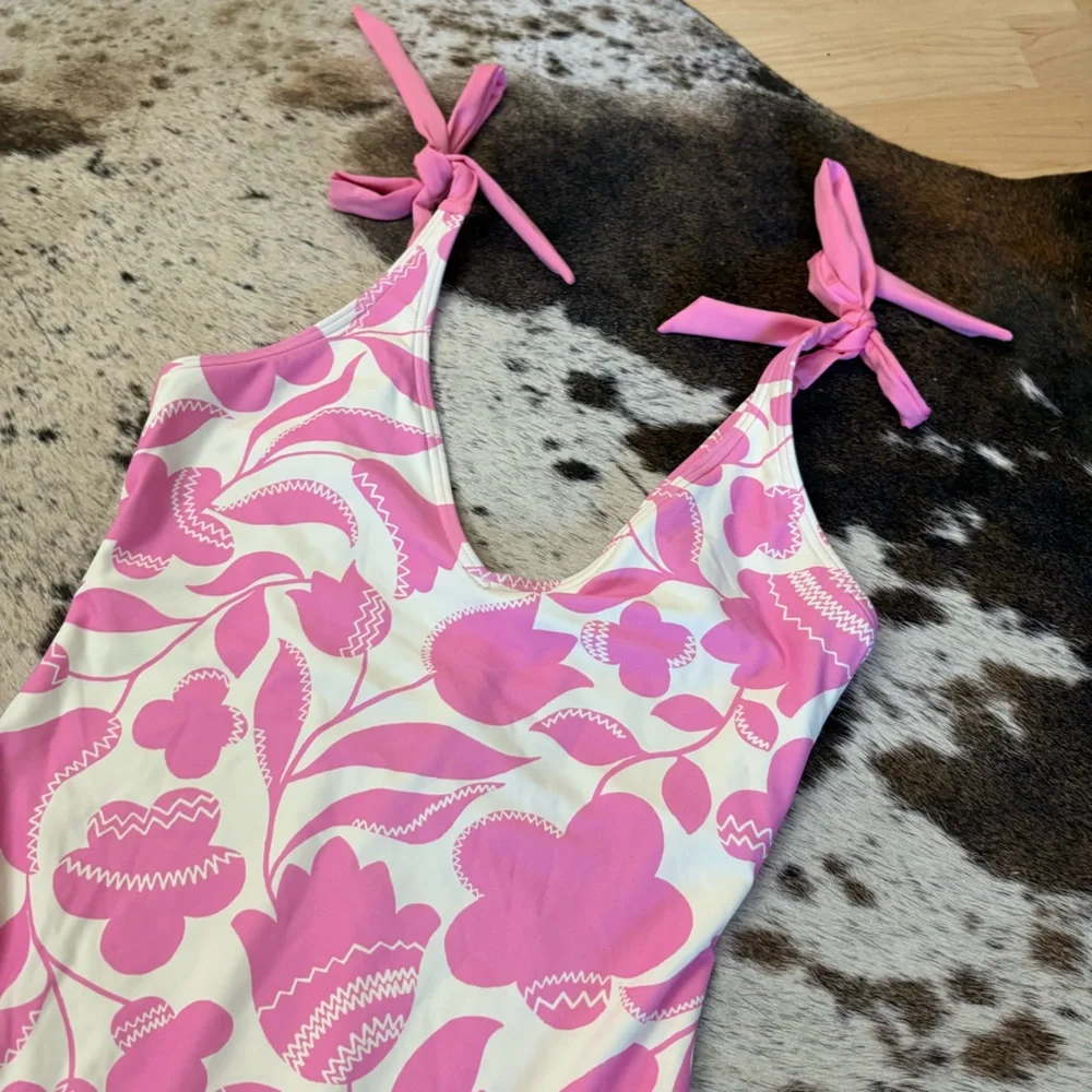 kate spade size medium